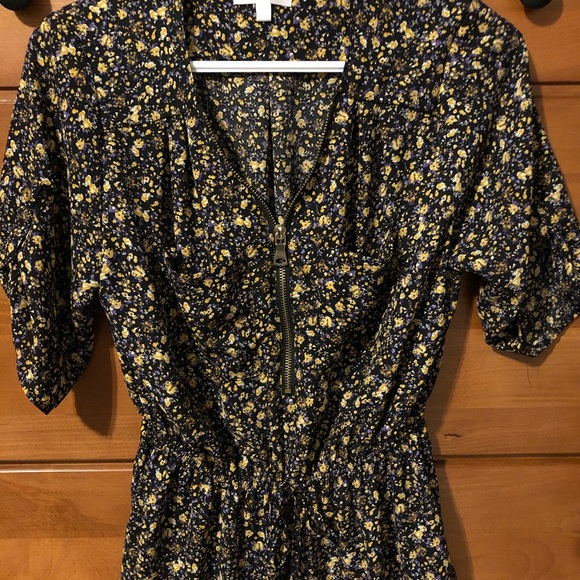 Zip up blouse from winners! - Picture 4 of 6